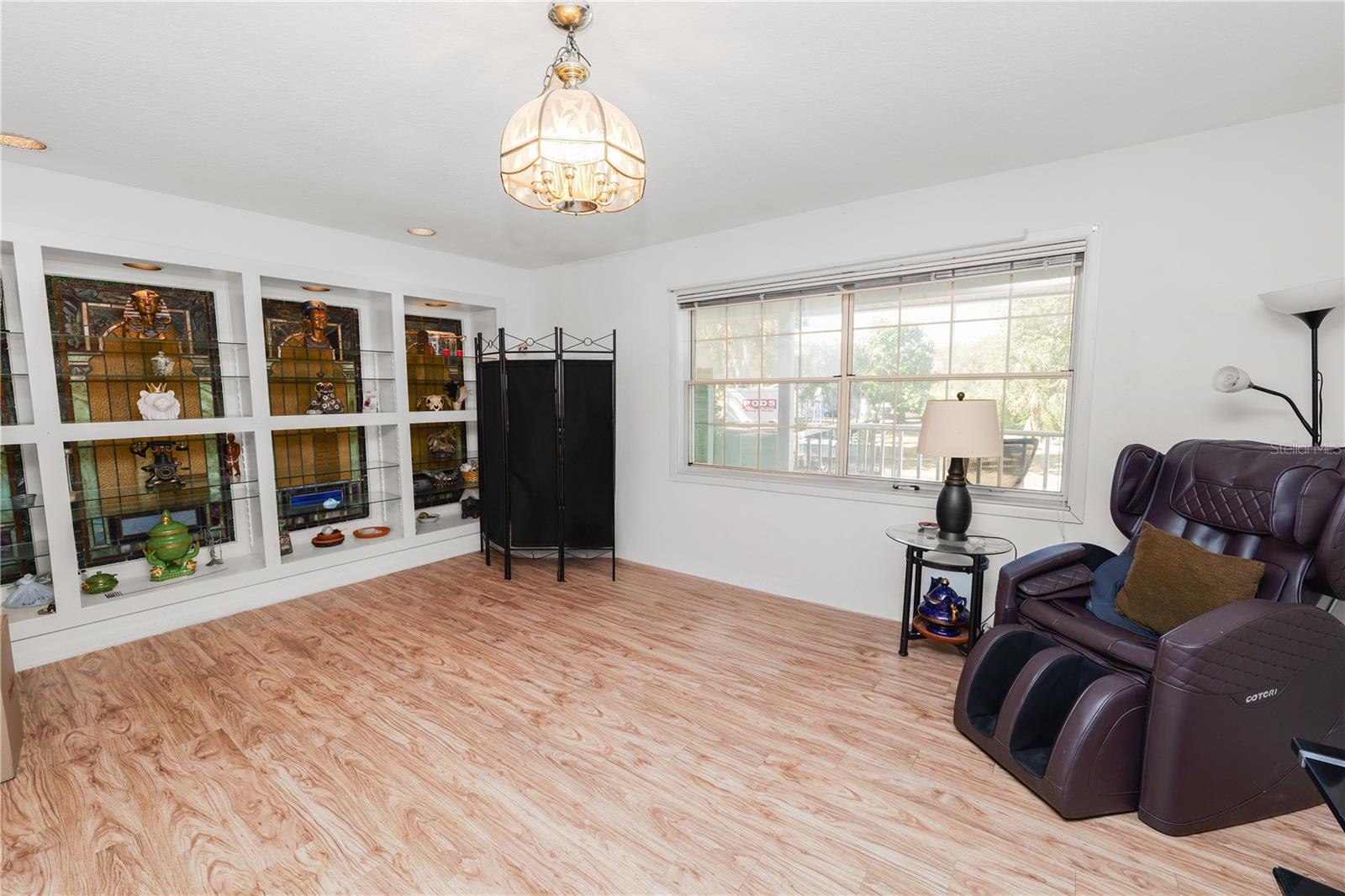 L N PIPKINS ADD - Residential