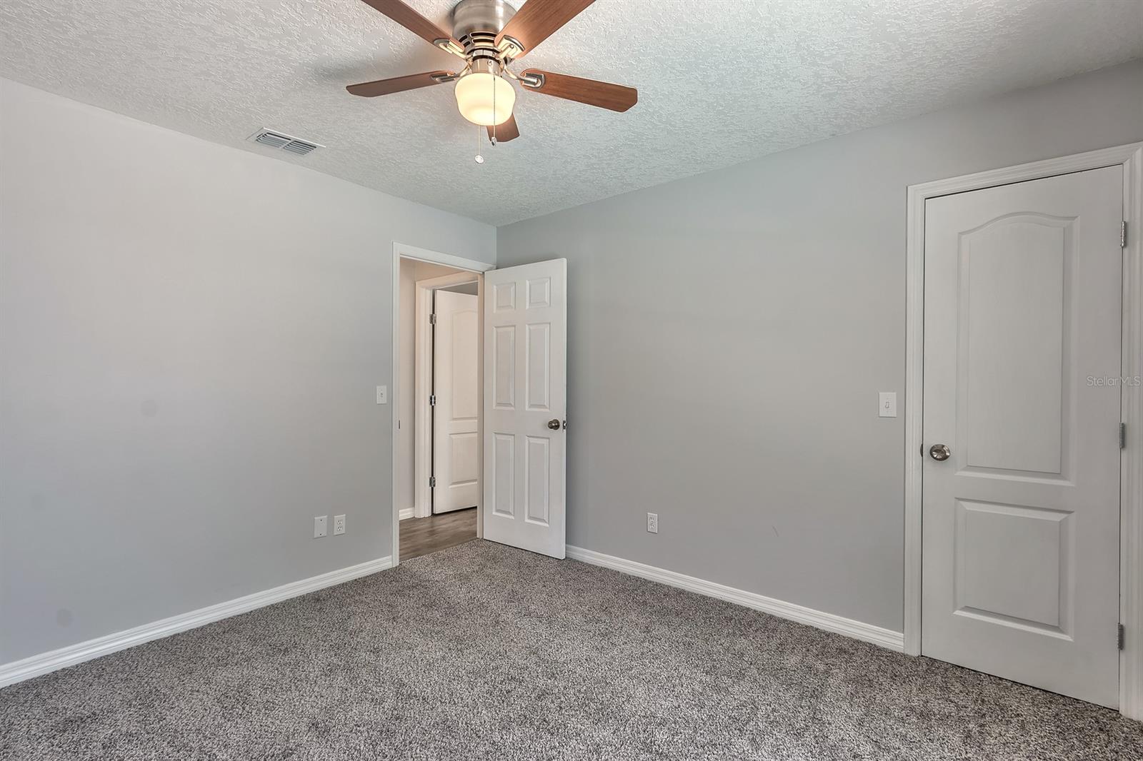 Florida Shores 01 - Residential