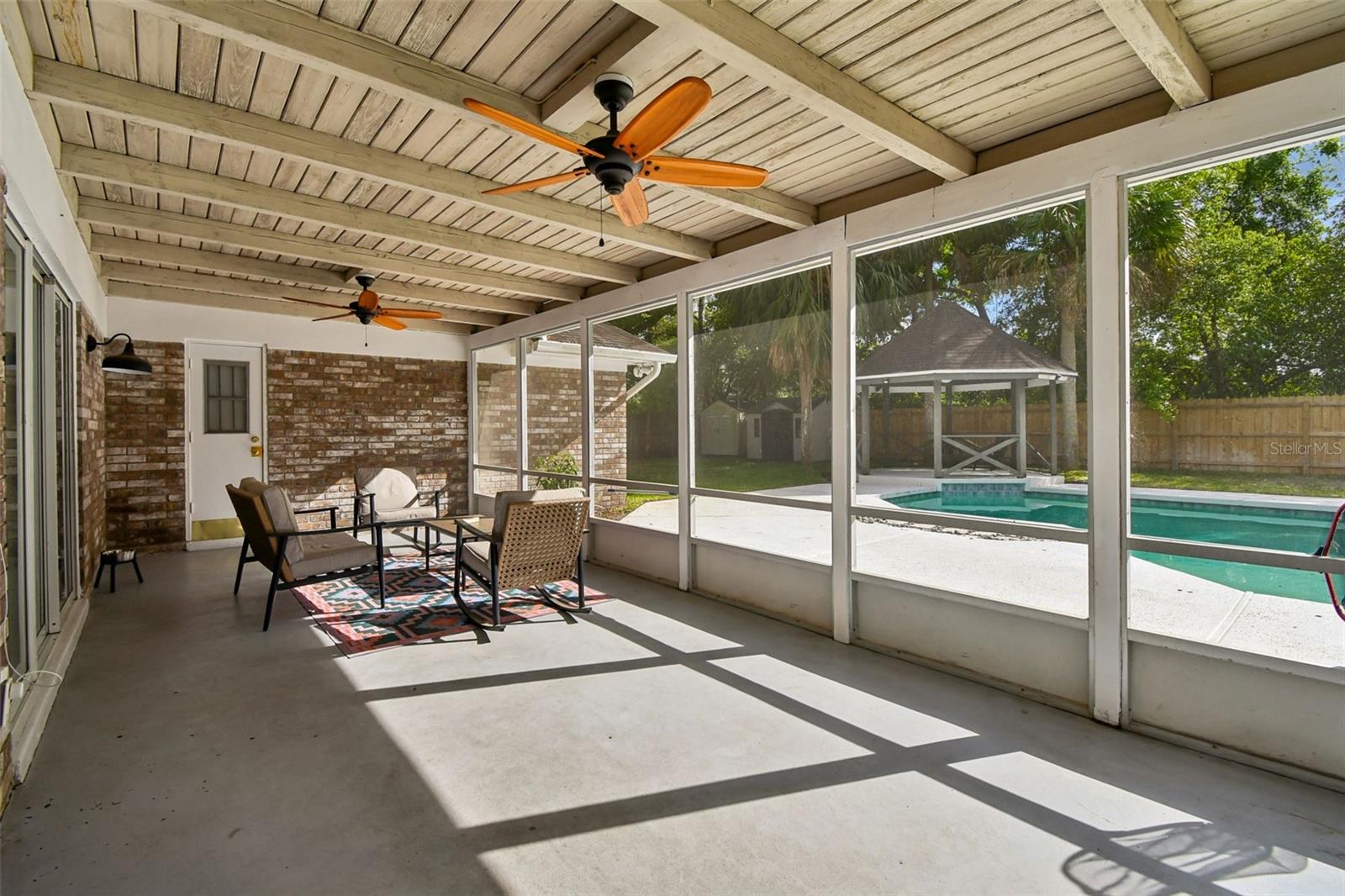 SABAL POINT AMD - Residential