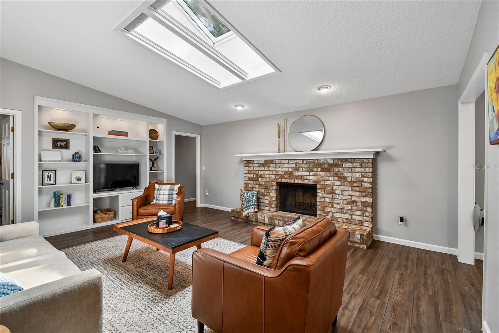 SABAL POINT AMD - Residential