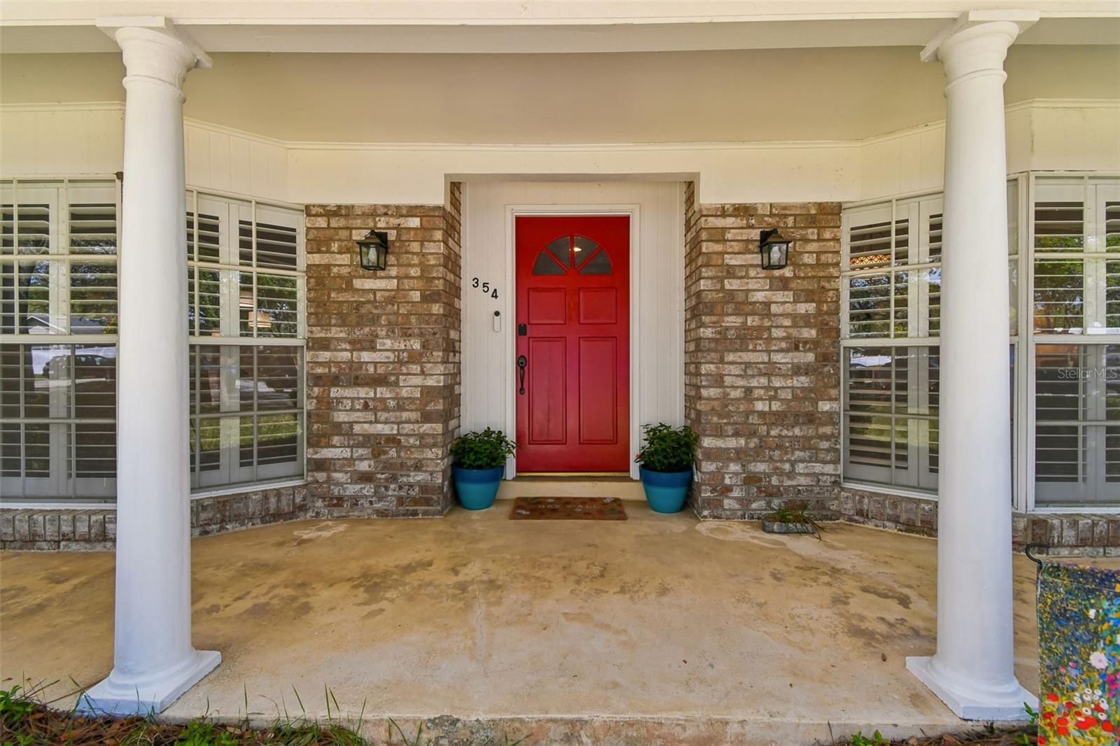 354 W HORNBEAM DRIVE