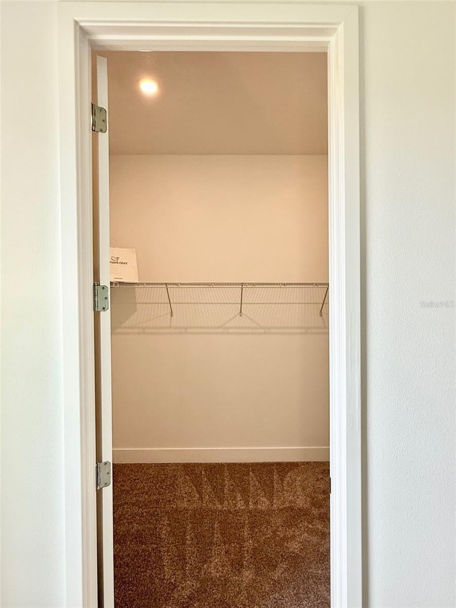 GRAY HAWK UN II - Residential Lease