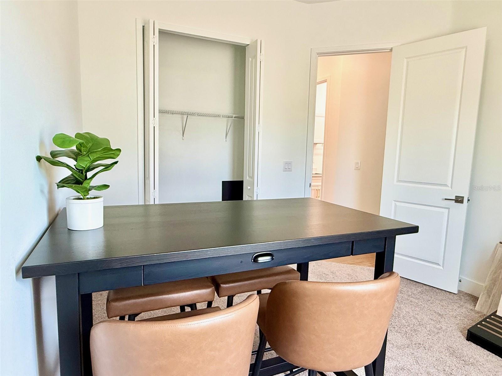GRAY HAWK UN II - Residential Lease