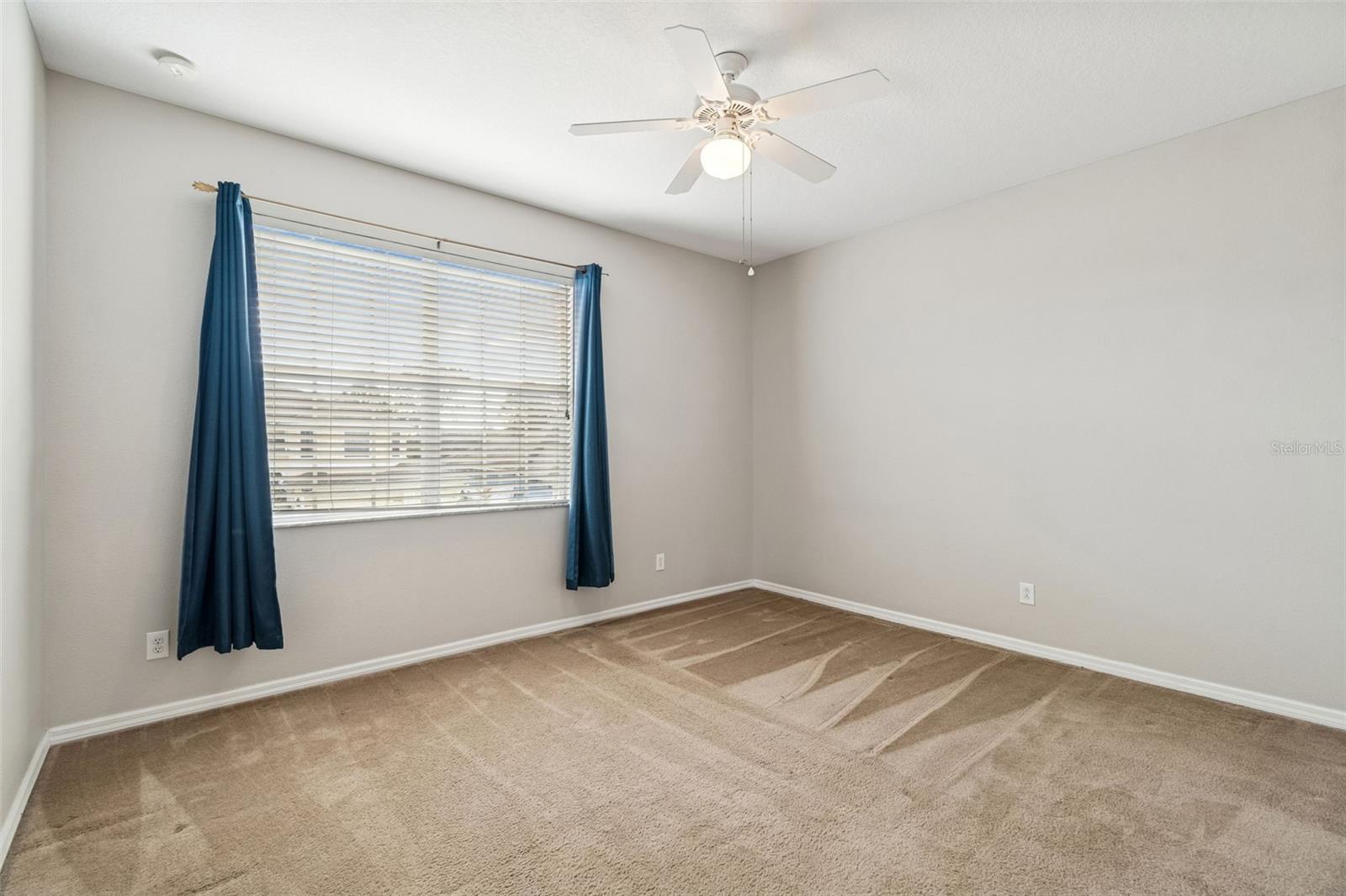 DEERFIELD LAKES - Residential