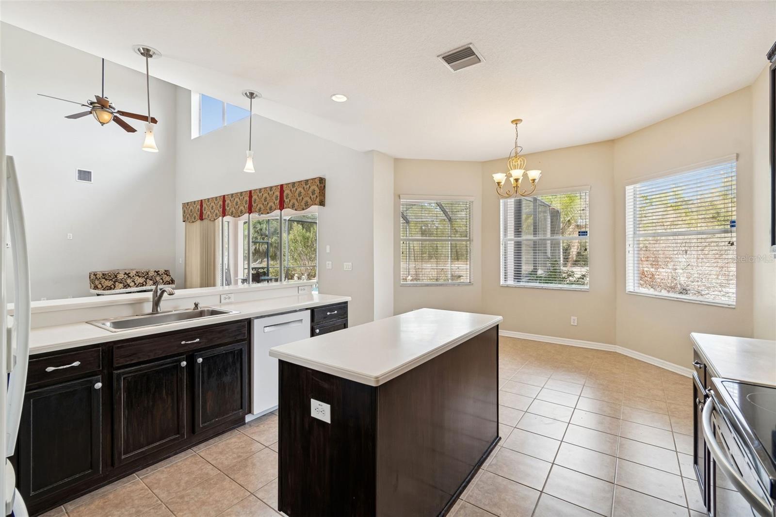 DEERFIELD LAKES - Residential