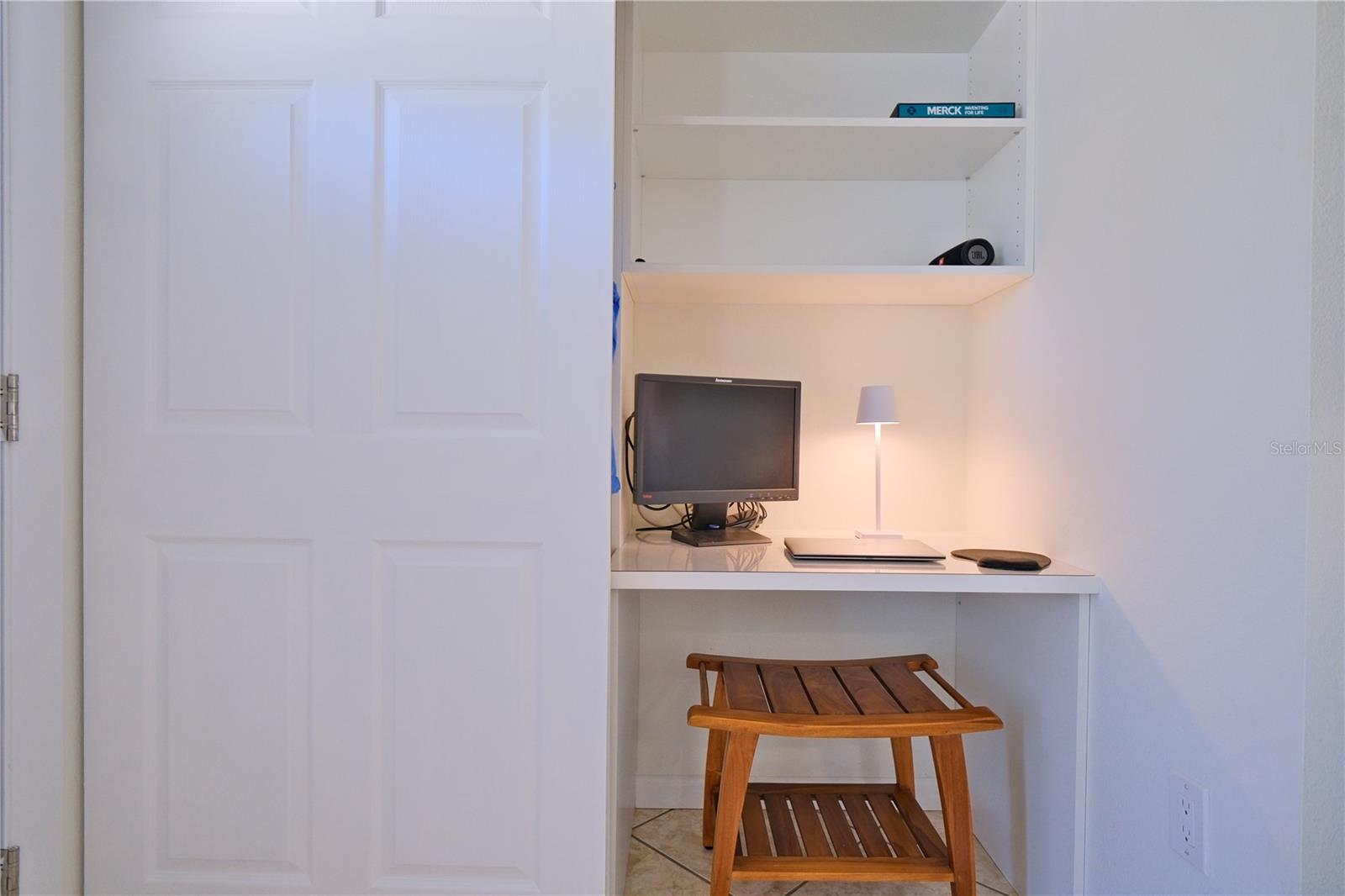 TROPICAL SHORES - Residential