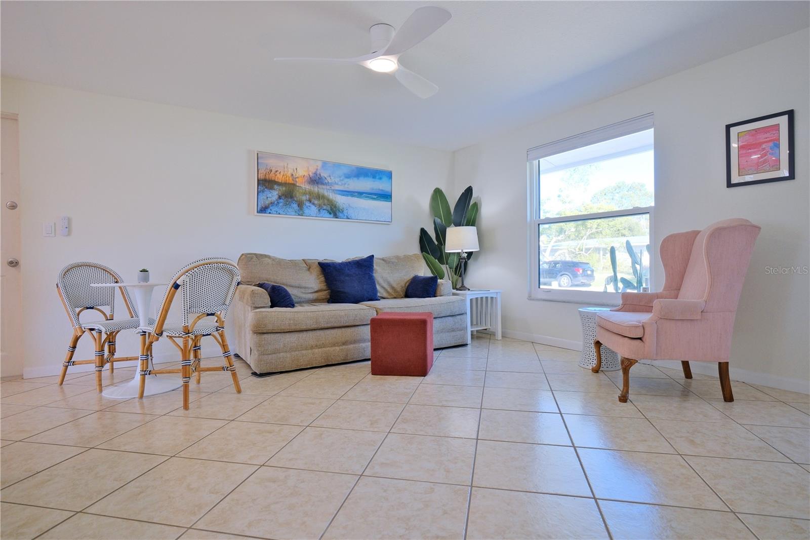 TROPICAL SHORES - Residential