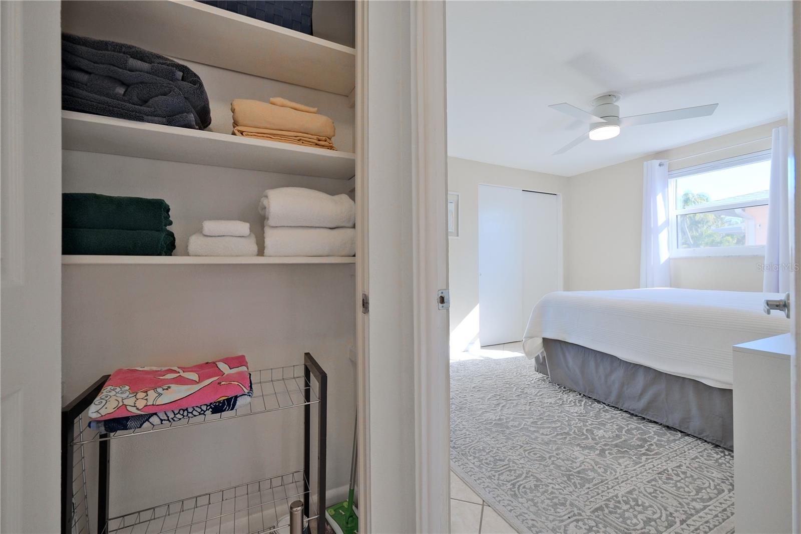 TROPICAL SHORES - Residential