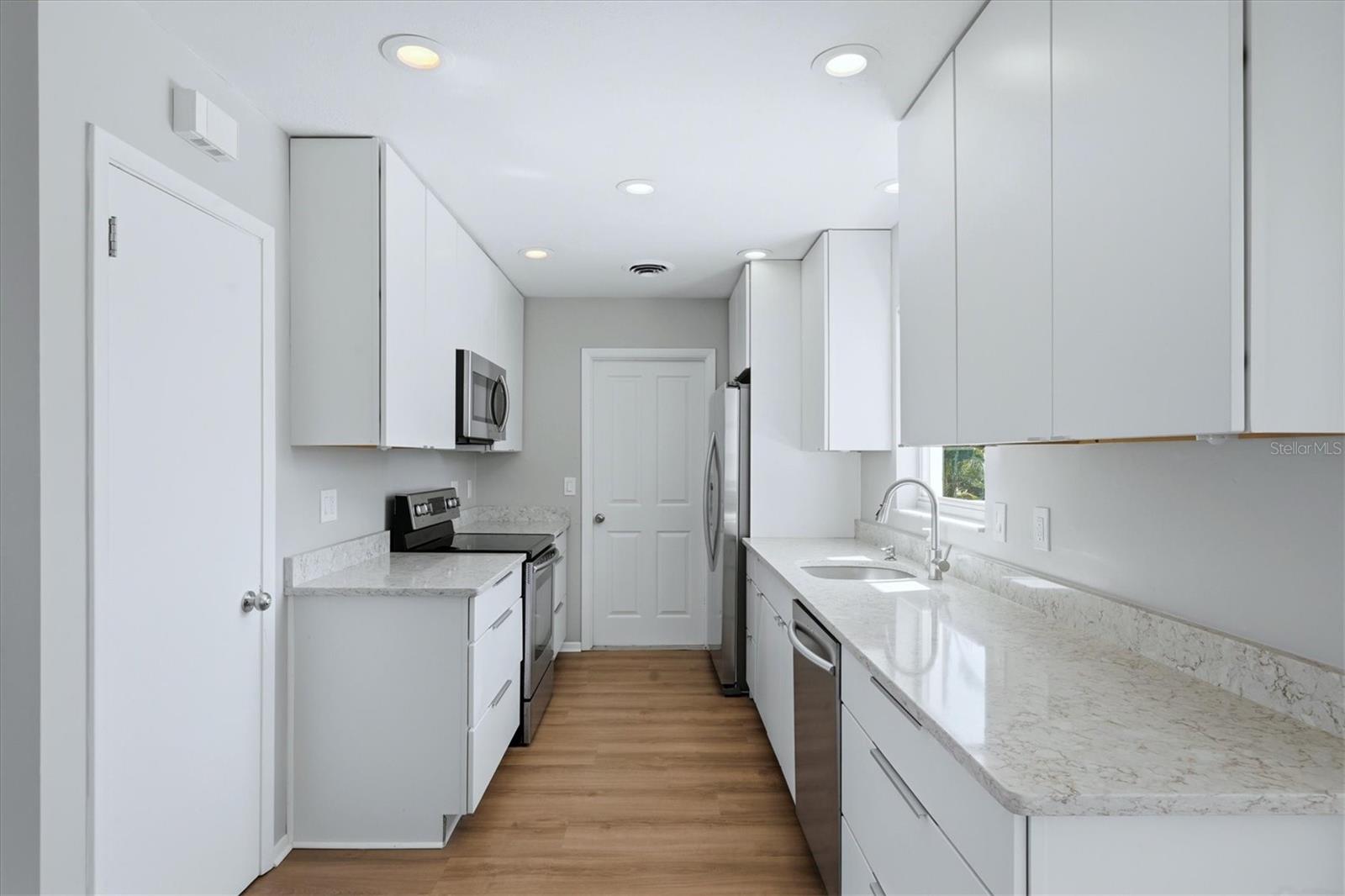 SOUTH VENICE UNIT 21 - Residential