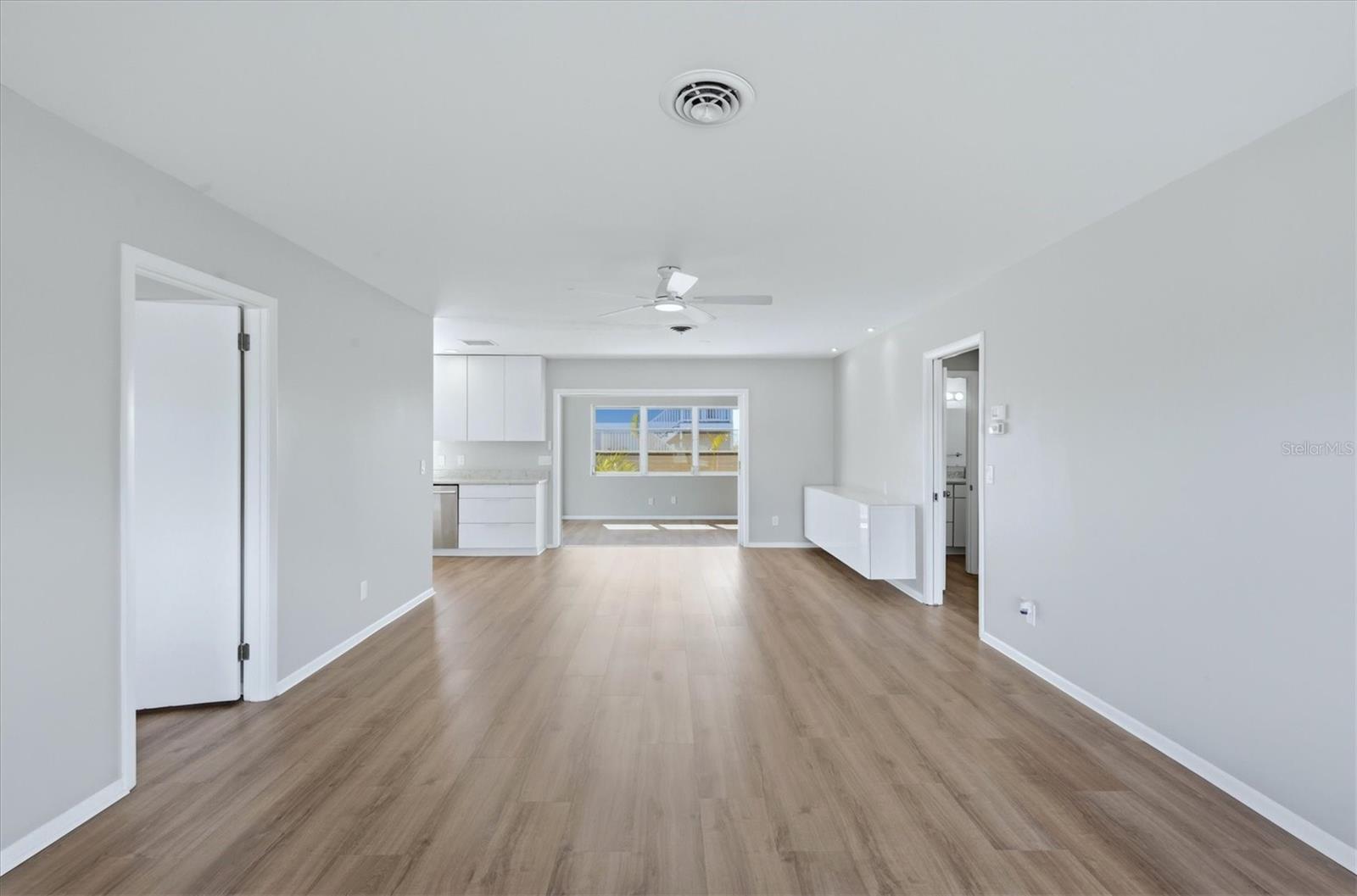 SOUTH VENICE UNIT 21 - Residential