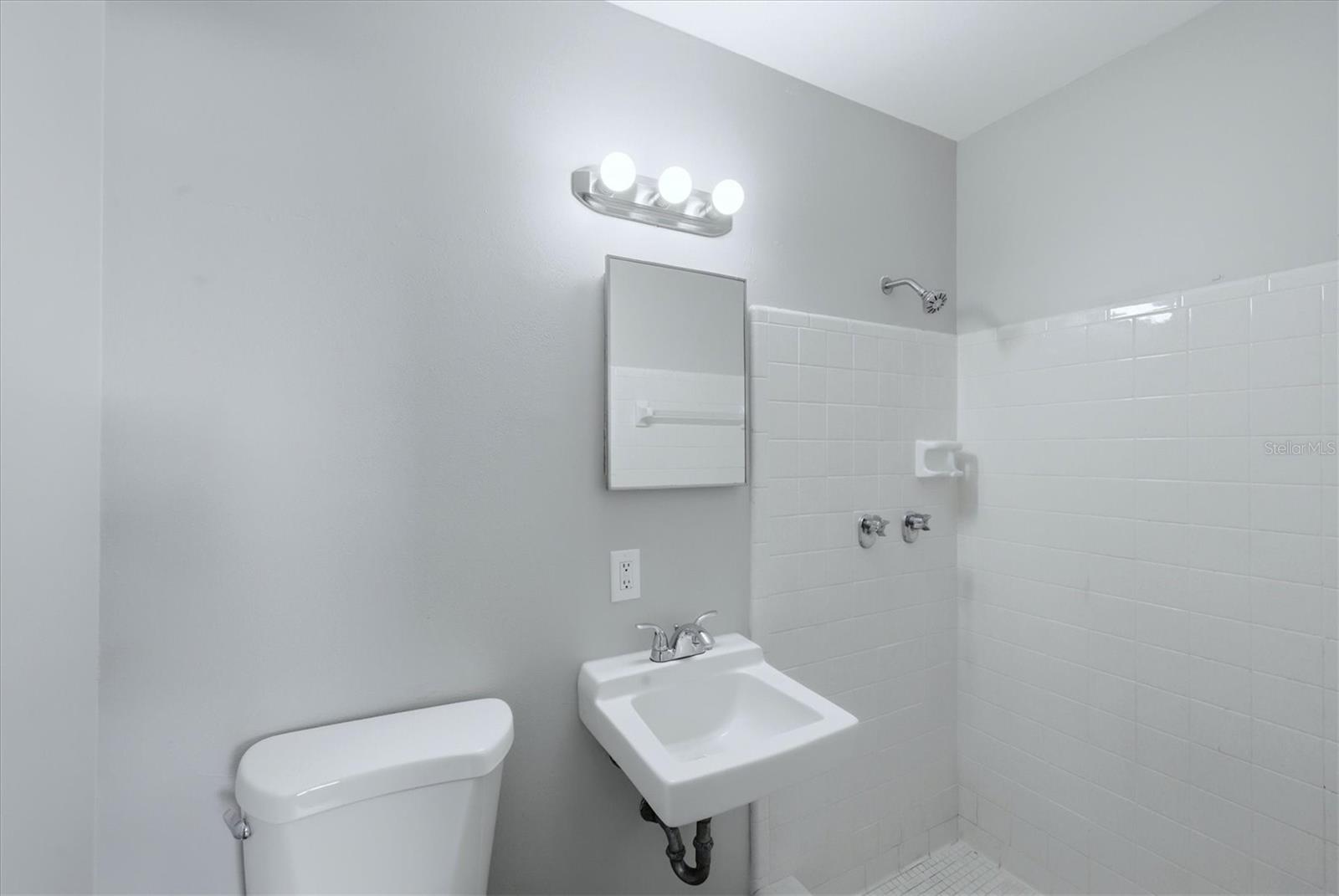 SOUTH VENICE UNIT 21 - Residential