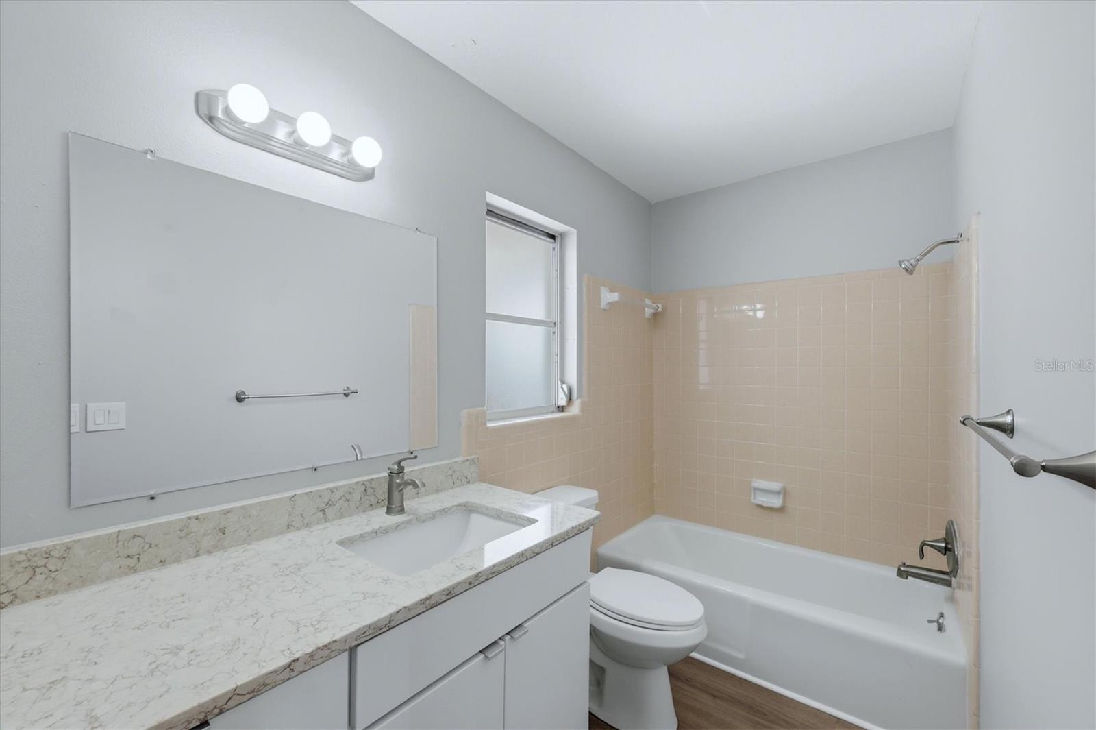 SOUTH VENICE UNIT 21 - Residential