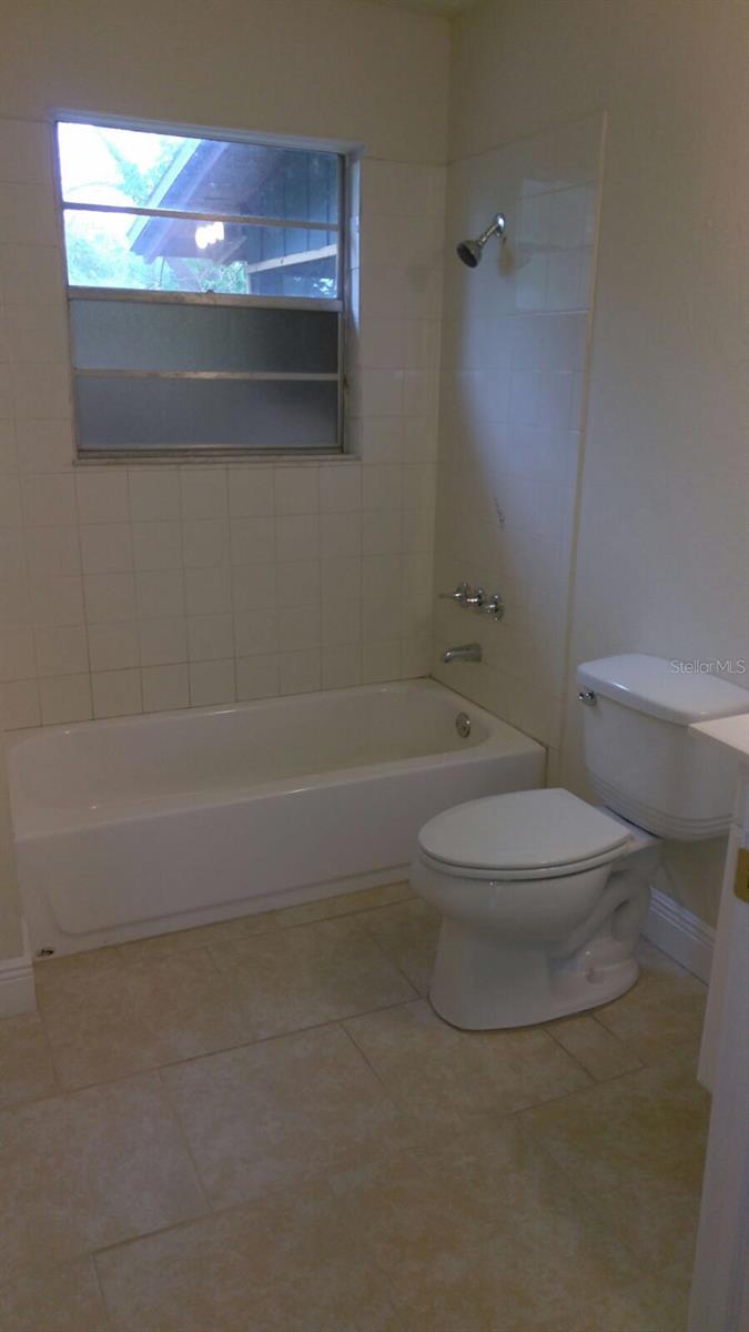 CLARKSVILLE - Residential Lease