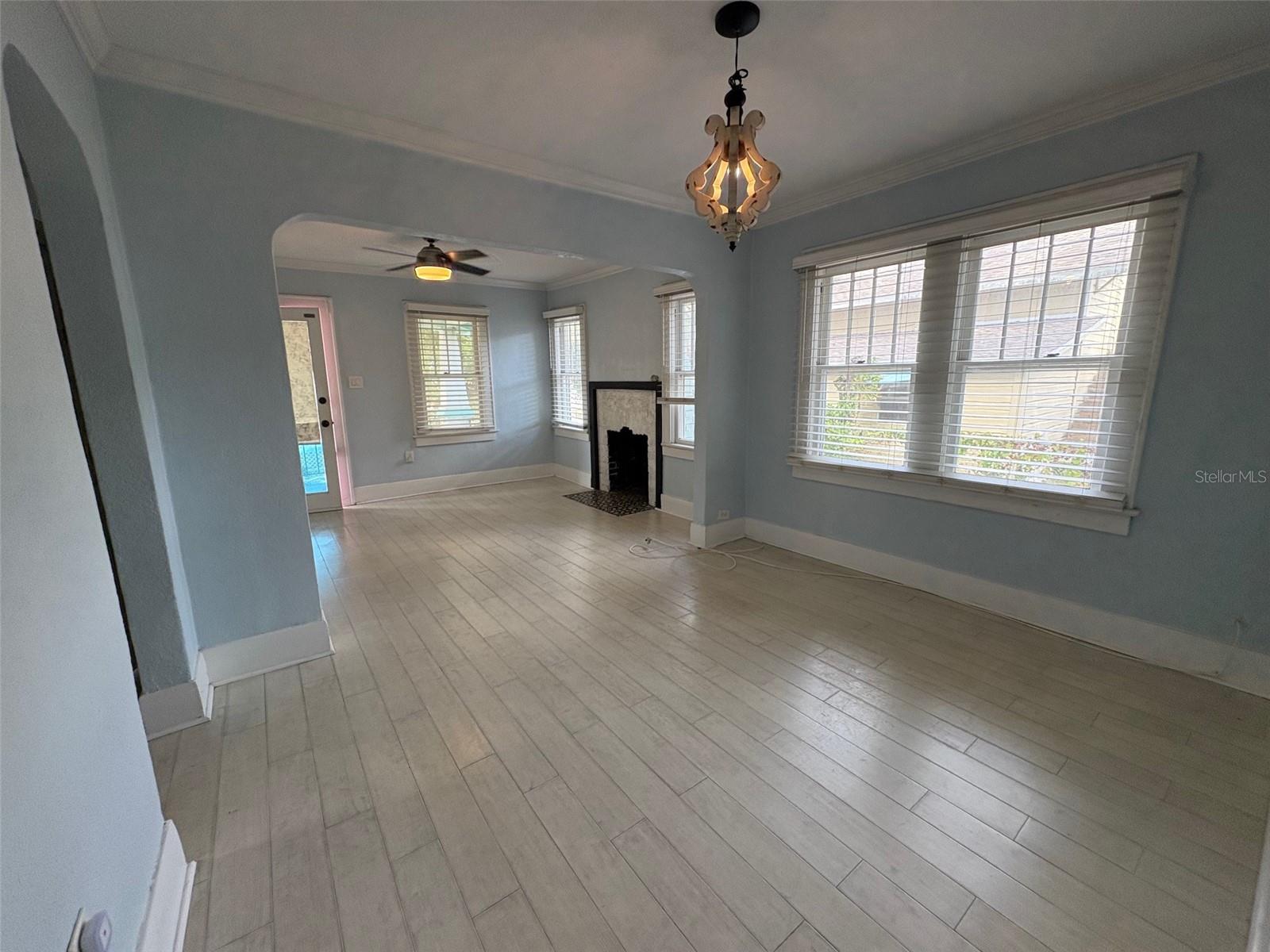 ARLINGTON HEIGHTS - Residential Lease