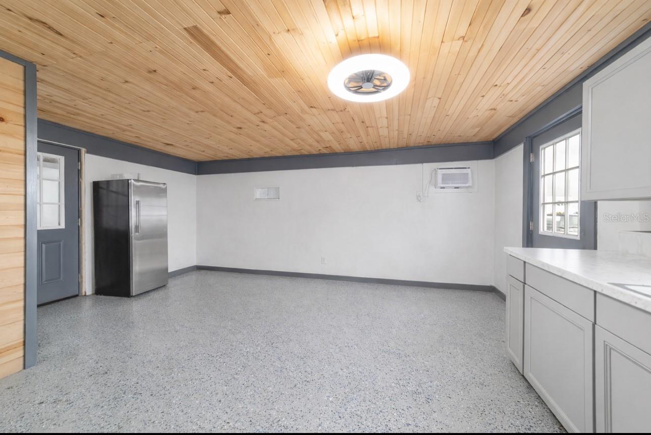 ACREAGE NON SUB - Residential