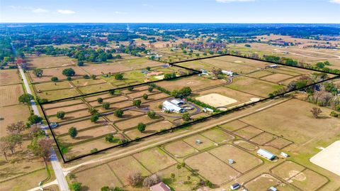 Tiny photo for 5575 NW 100th Street, Ocala, FL 34482 (MLS # OM716397)