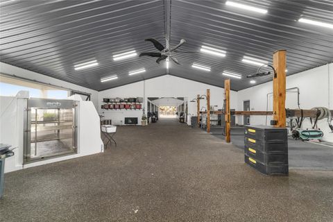 Tiny photo for 5575 NW 100th Street, Ocala, FL 34482 (MLS # OM716397)