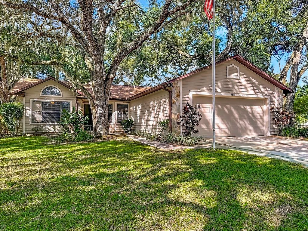 Photo of 4815 Oakwood Drive, Saint Cloud, FL 34769 (MLS # S5135581)