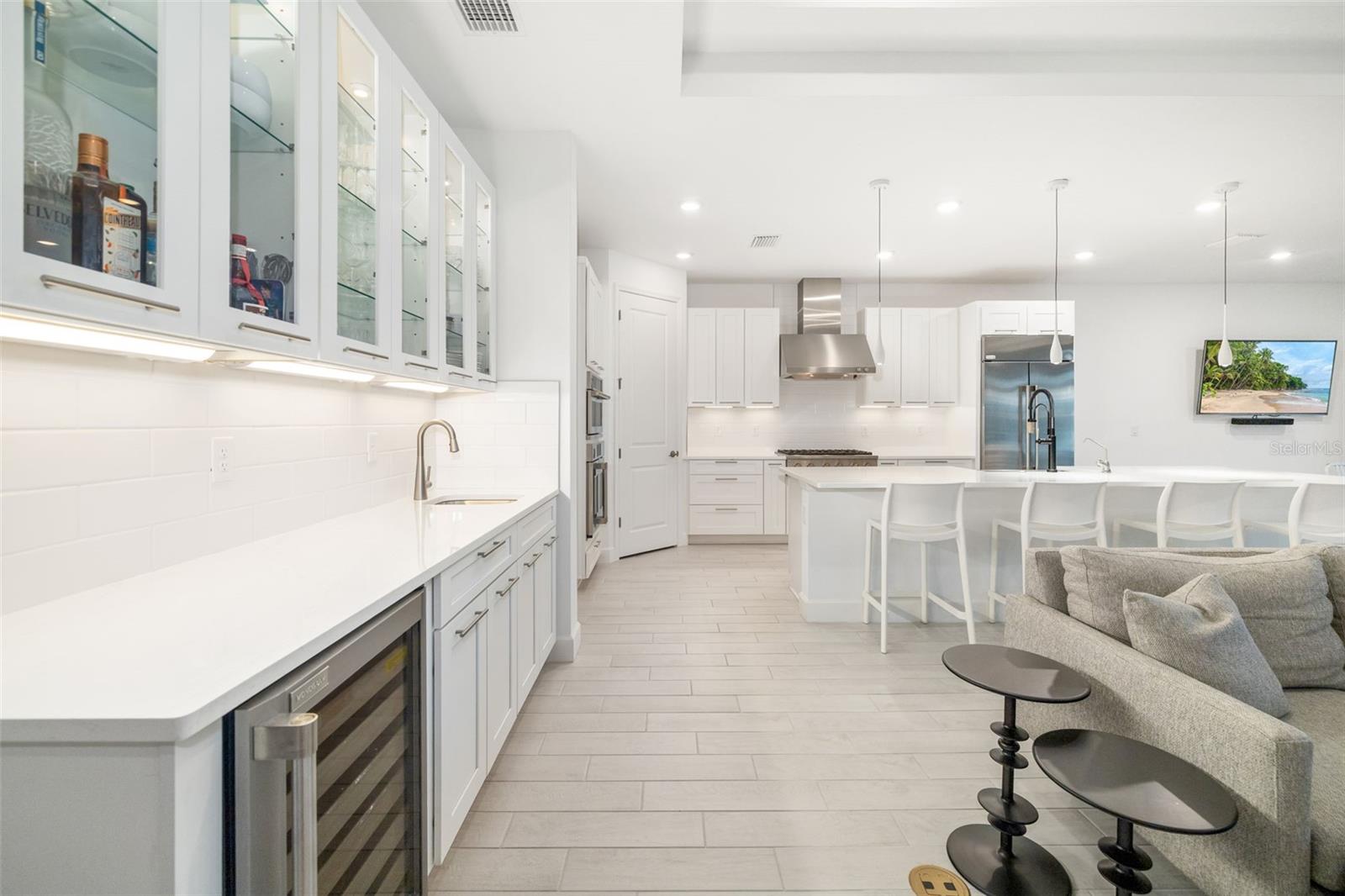 PARK EAST AT AZARIO - Residential