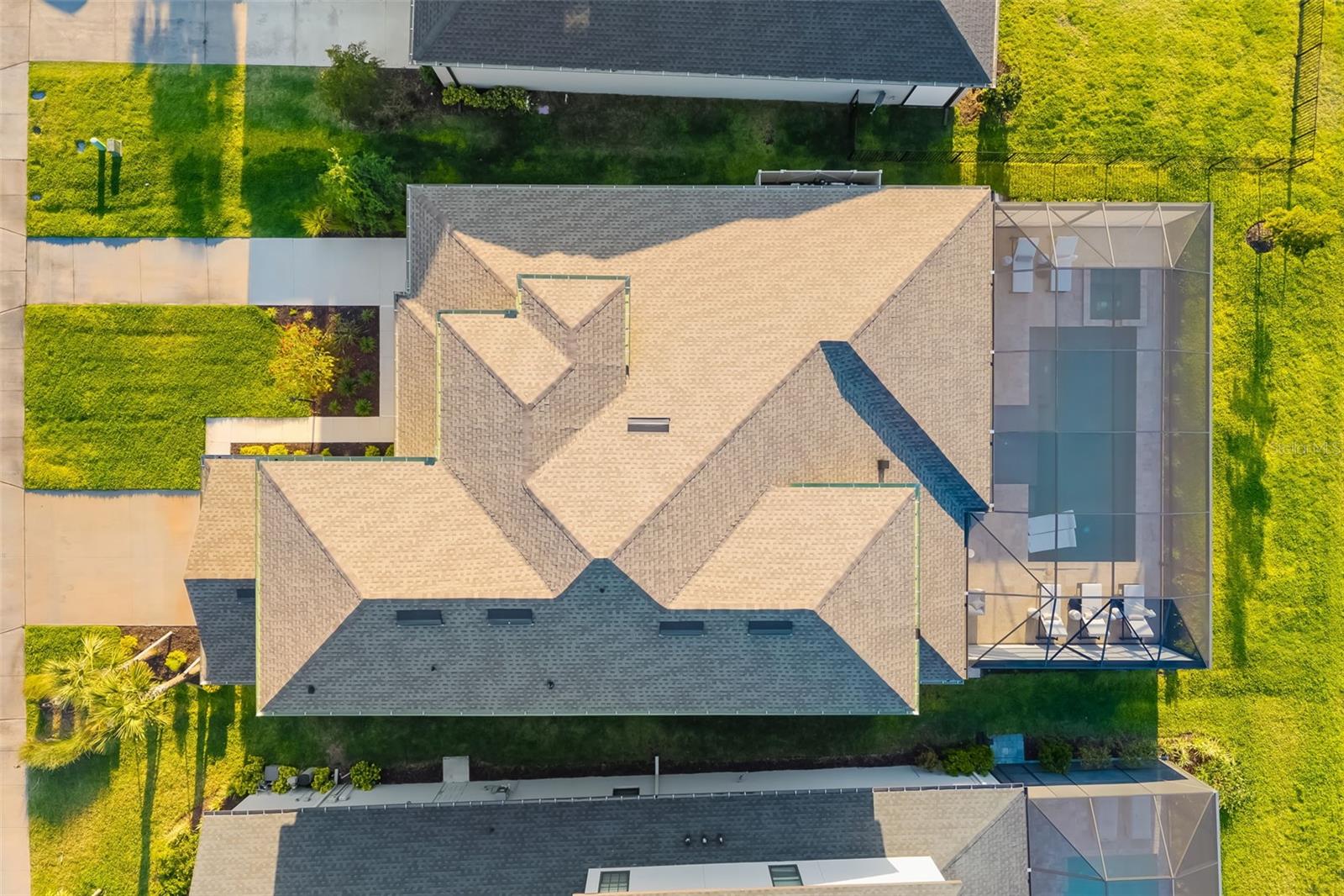 PARK EAST AT AZARIO - Residential