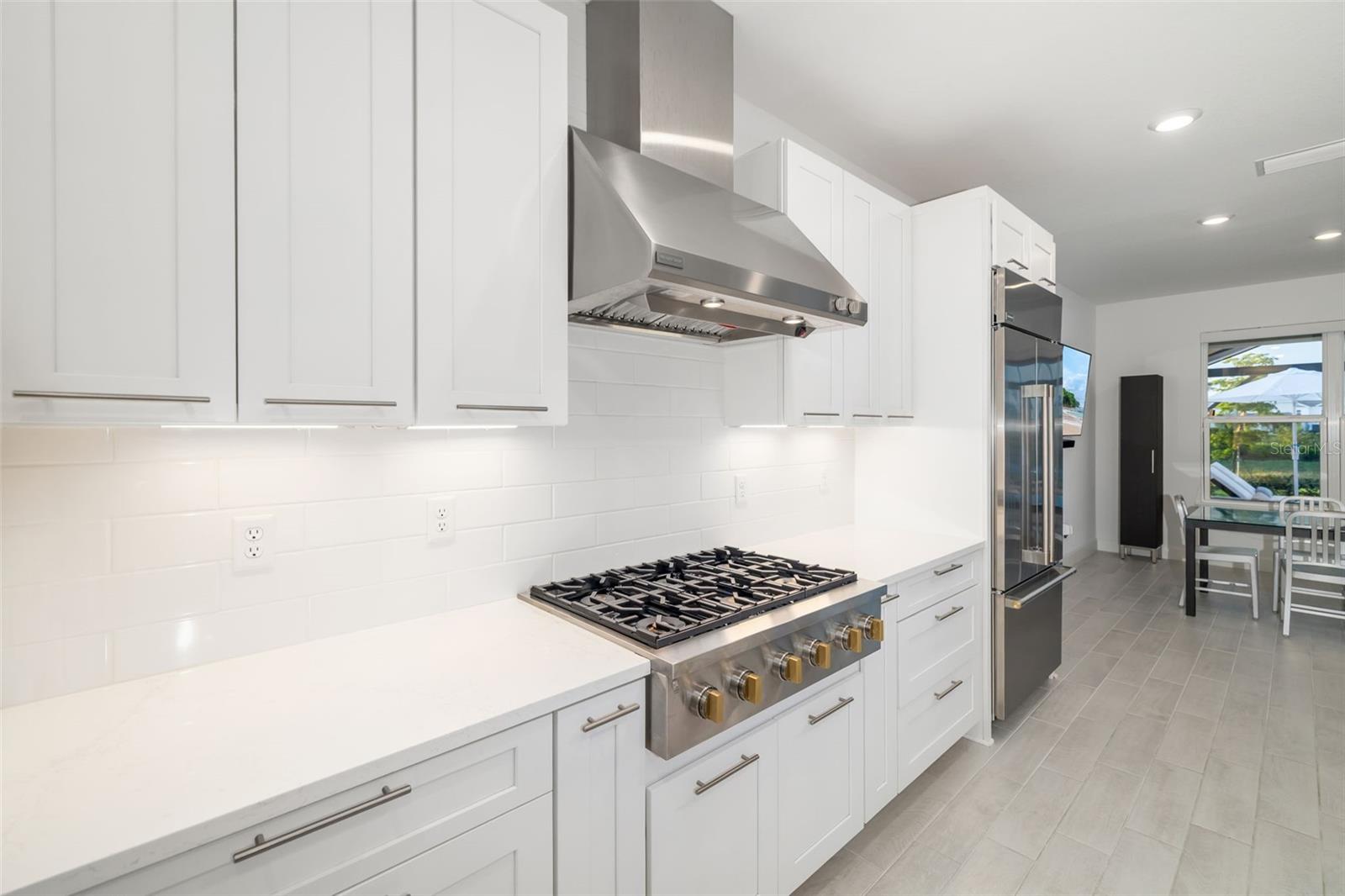 PARK EAST AT AZARIO - Residential