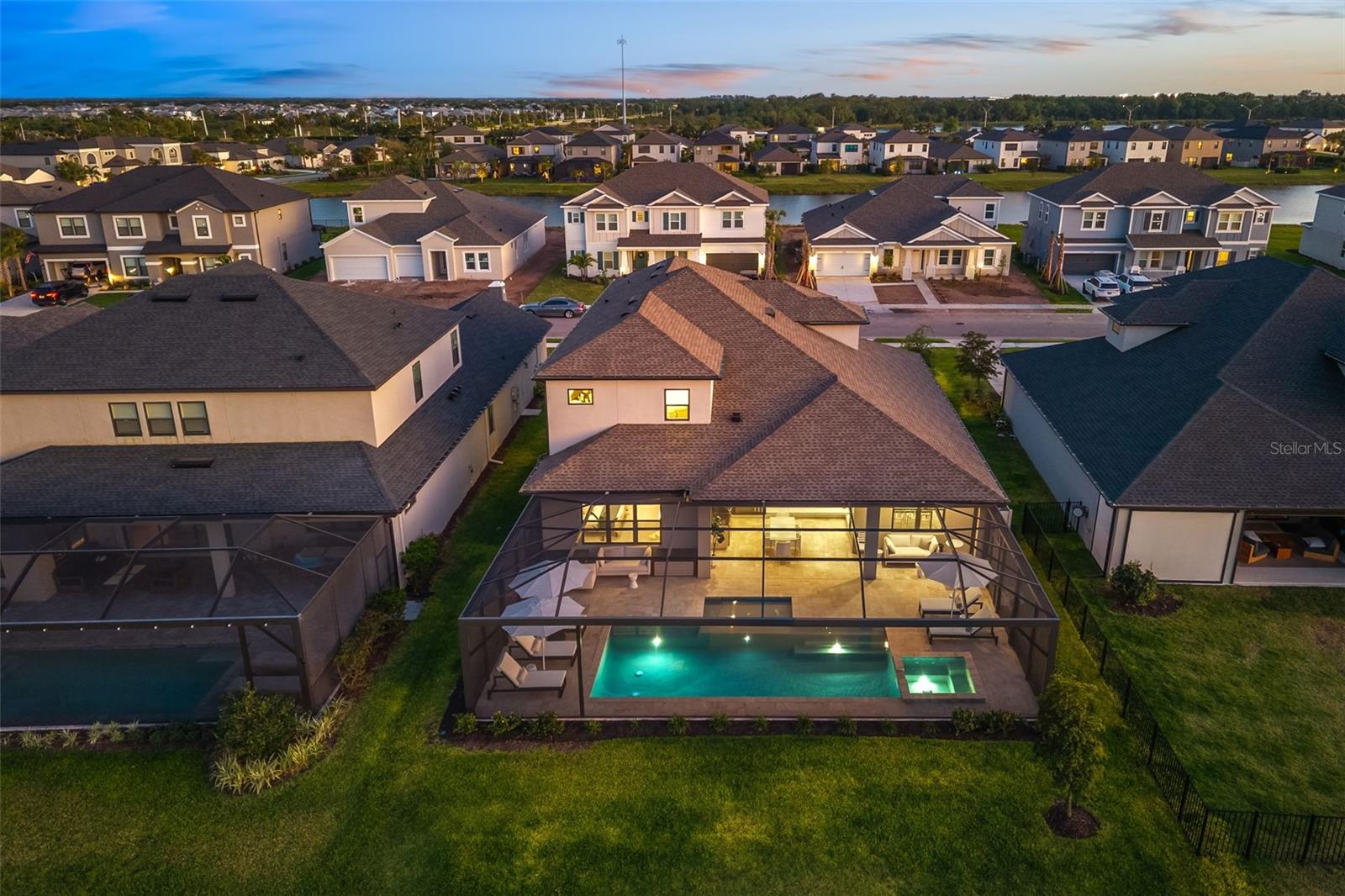 PARK EAST AT AZARIO - Residential