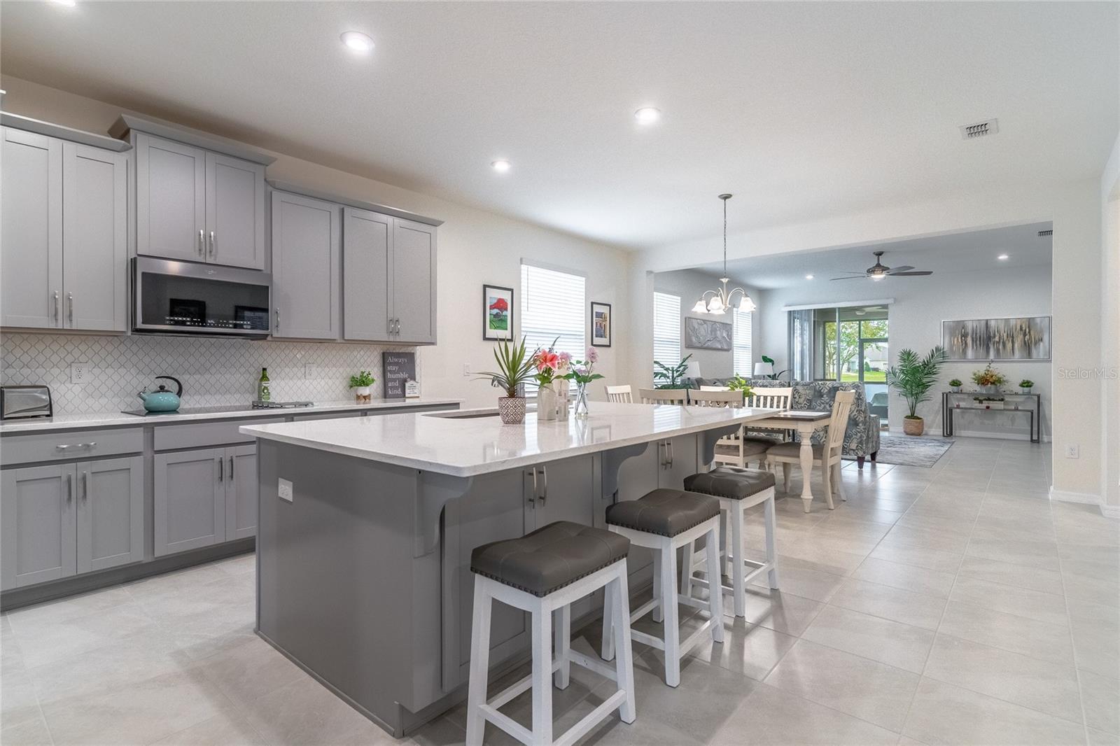 TAPESTRY PH 5 - Residential Lease