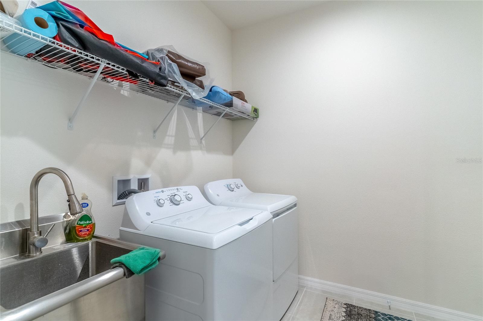 TAPESTRY PH 5 - Residential Lease