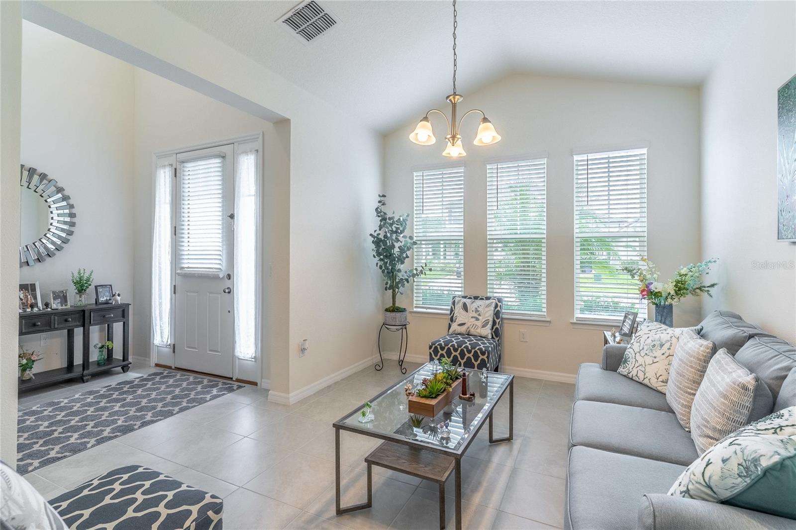 TAPESTRY PH 5 - Residential Lease