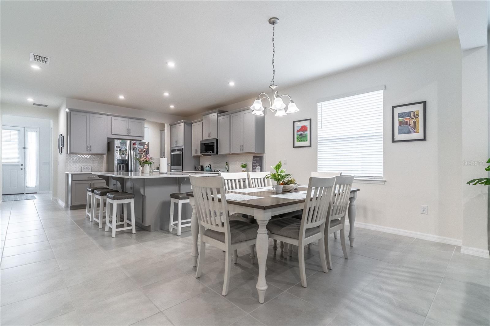 TAPESTRY PH 5 - Residential Lease