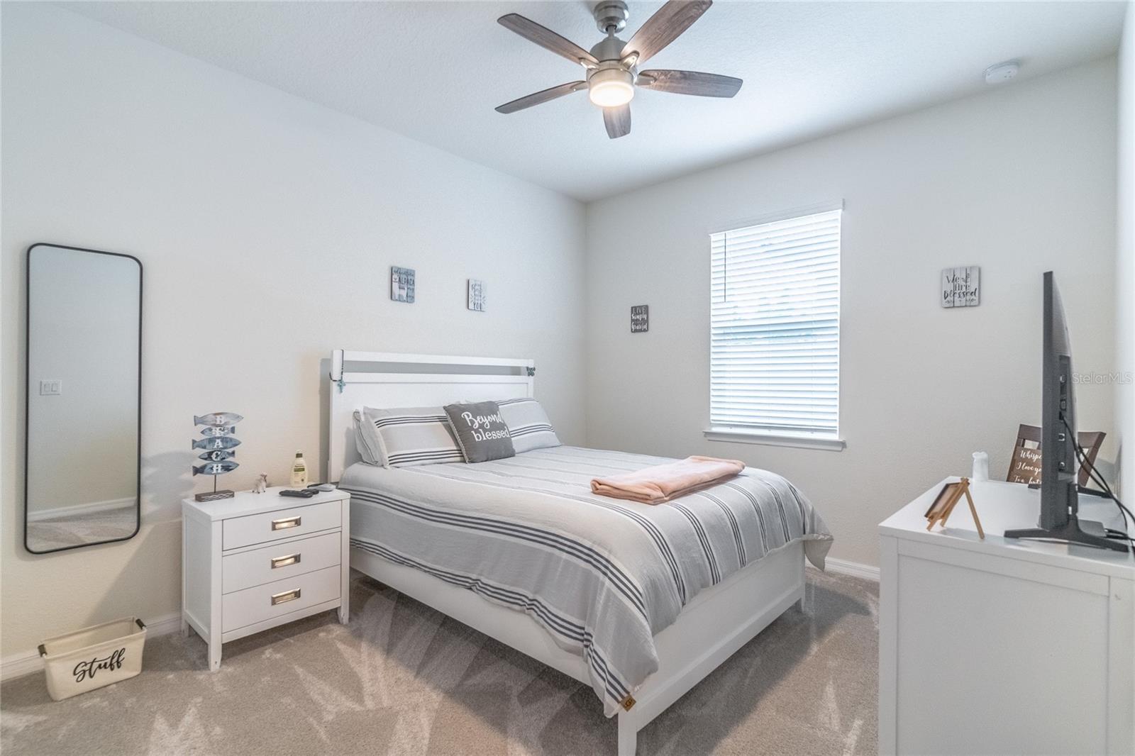 TAPESTRY PH 5 - Residential Lease