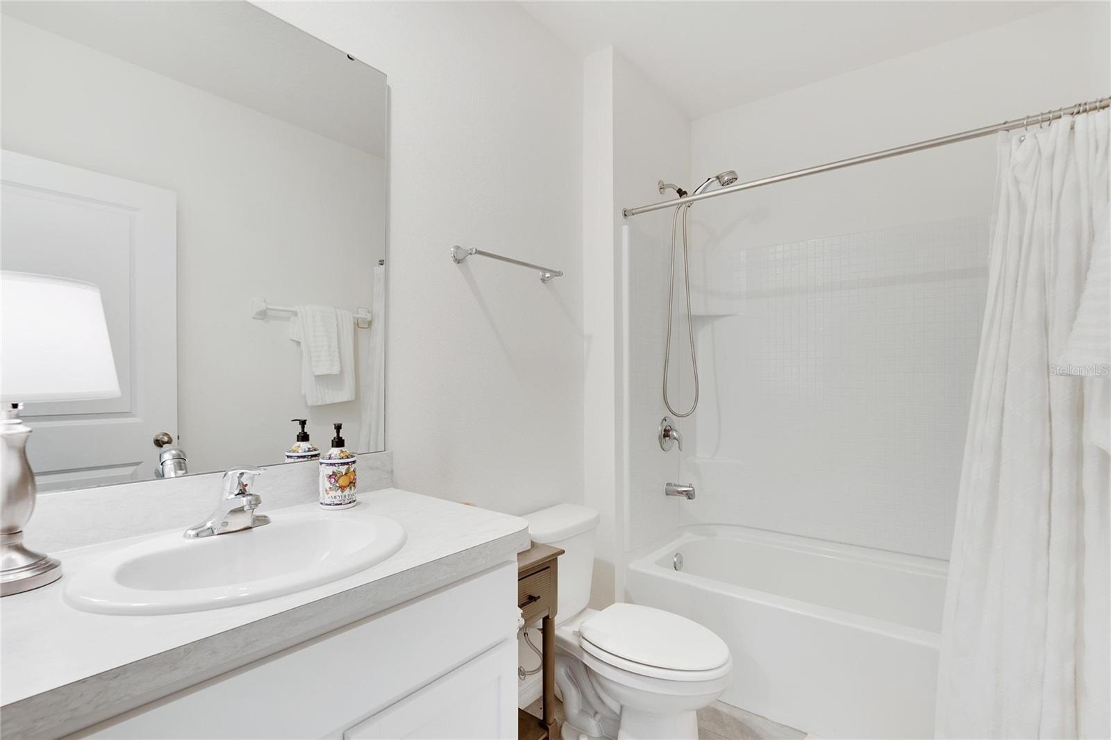 VILLAGES OF GLEN CREEK MC-1 - Residential