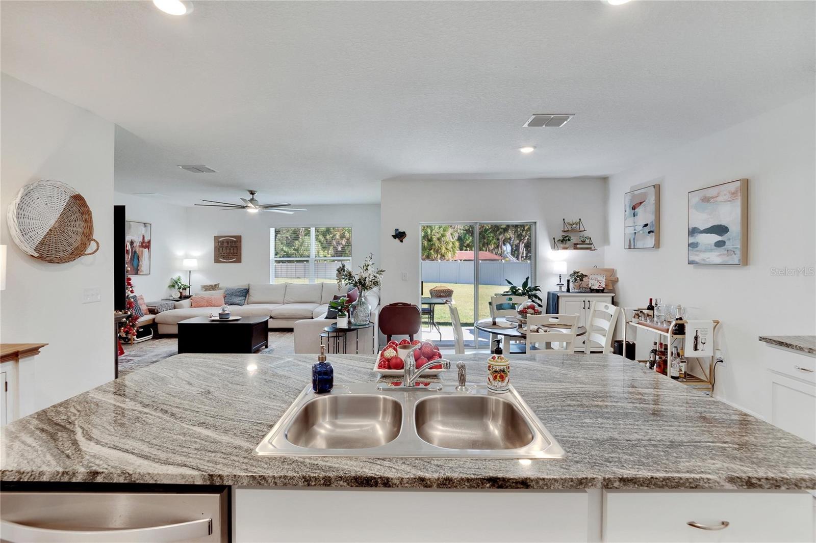 VILLAGES OF GLEN CREEK MC-1 - Residential