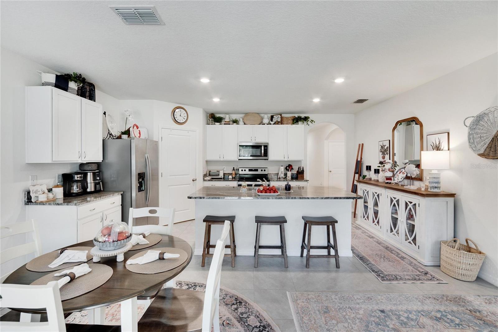 VILLAGES OF GLEN CREEK MC-1 - Residential