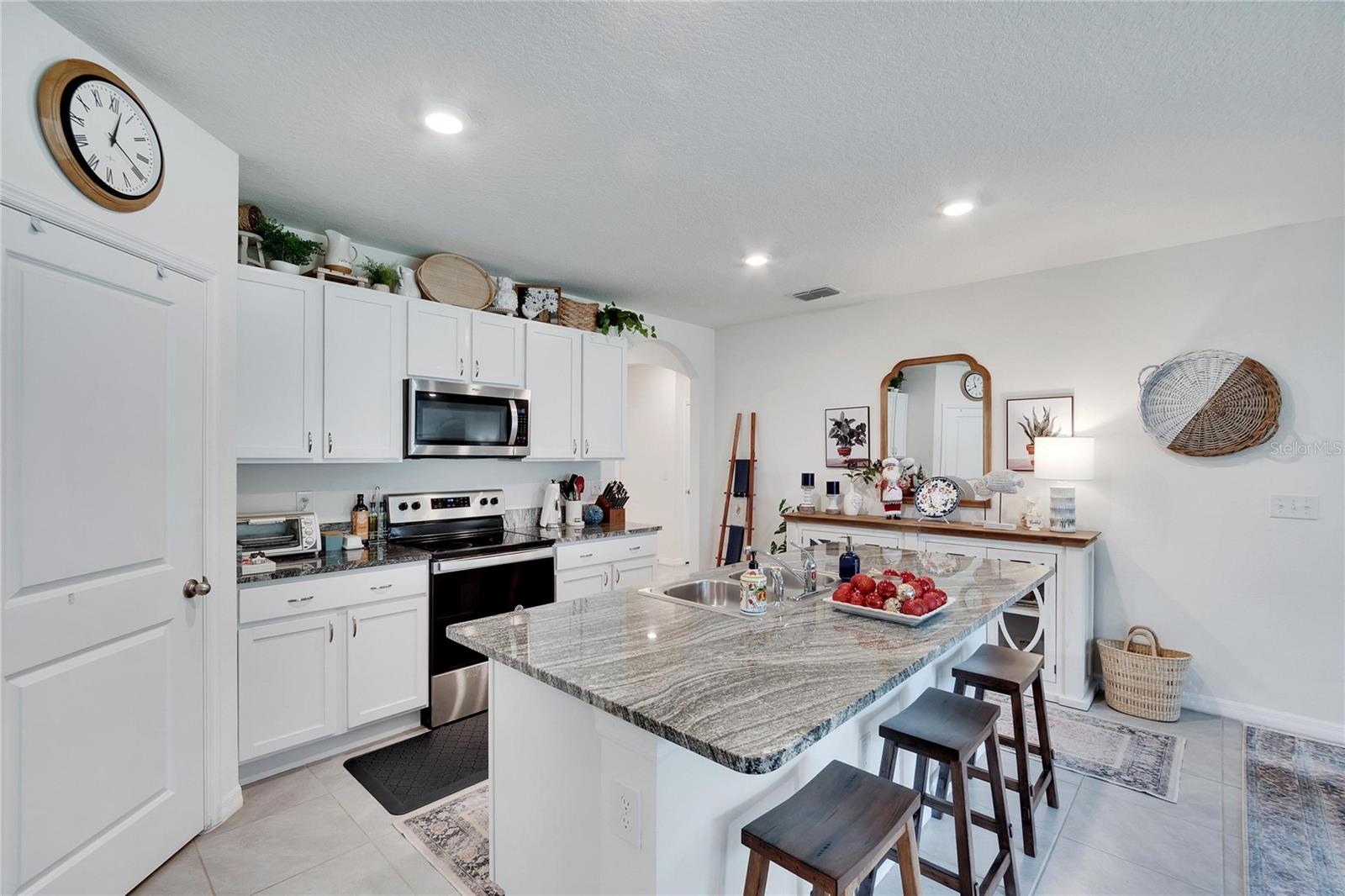 VILLAGES OF GLEN CREEK MC-1 - Residential