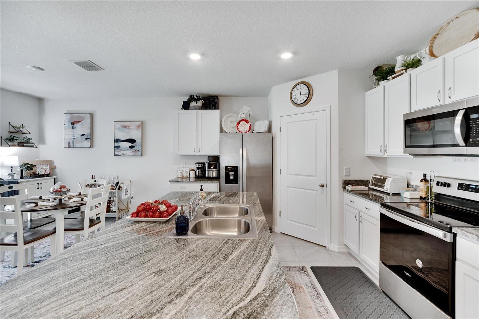 VILLAGES OF GLEN CREEK MC-1 - Residential