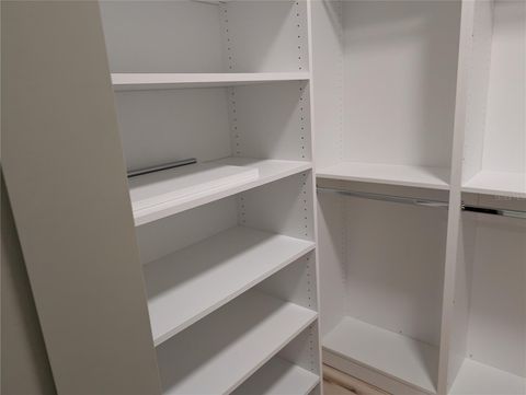 Tiny photo for 1303 NE 23rd Avenue, Ocala, FL 34470 (MLS # OM720139)