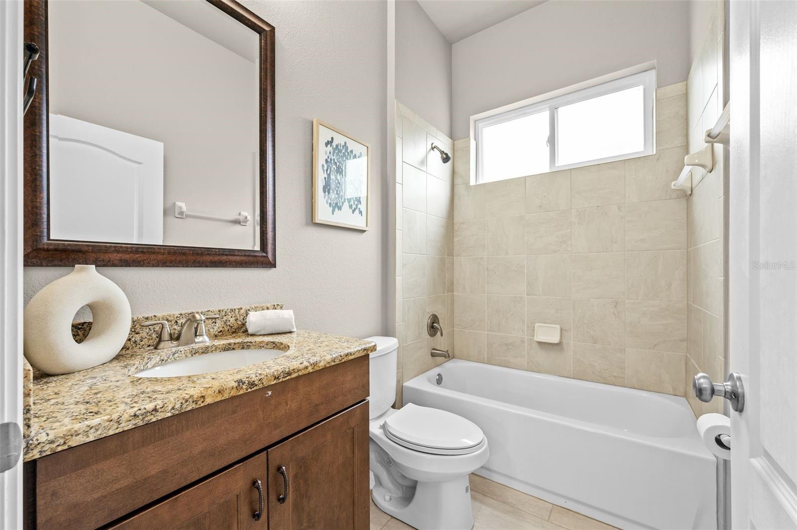 OAKMONT PH 1 UNIT 1B - Residential