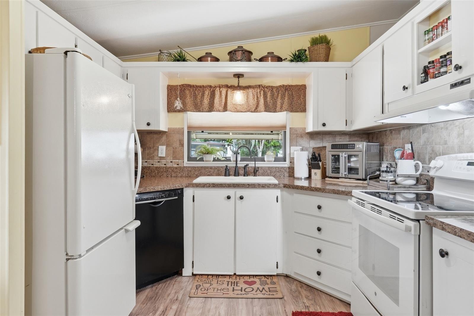 TIMBERWOODS ESTATES - Residential