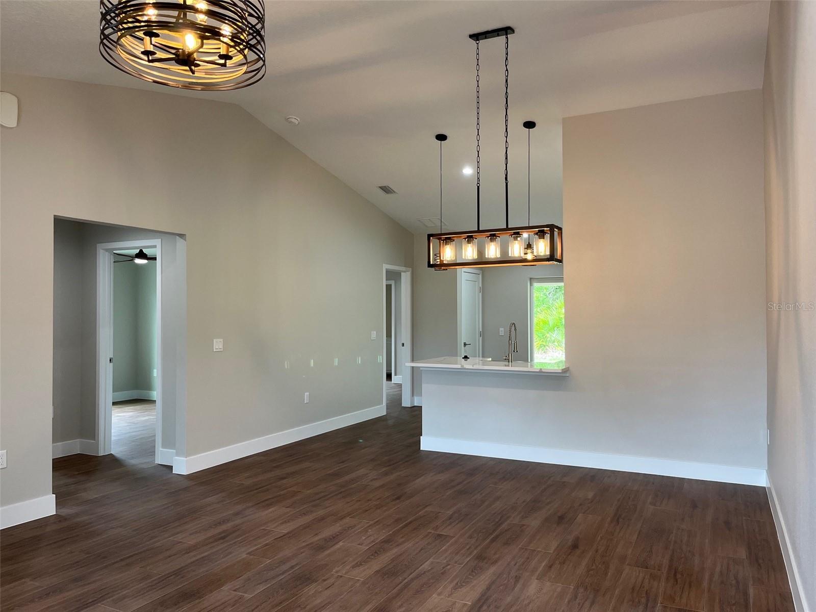 FOREST GROVE BUS CENTER - Residential Income