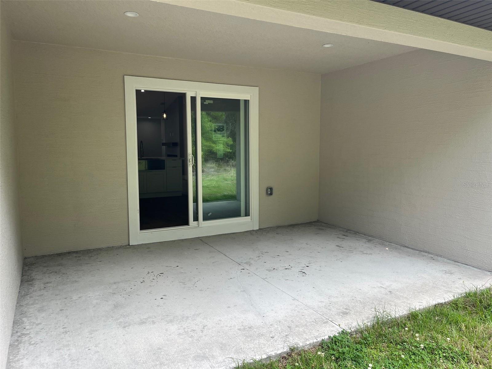 FOREST GROVE BUS CENTER - Residential Income