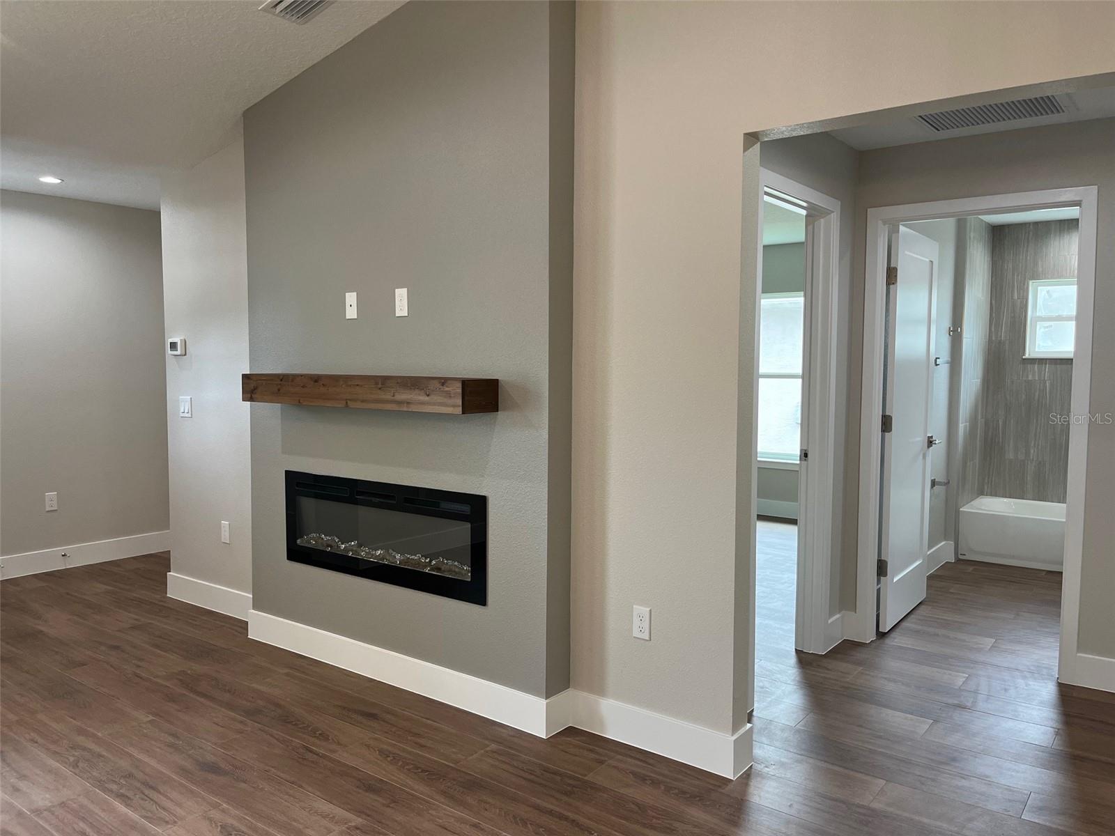 FOREST GROVE BUS CENTER - Residential Income