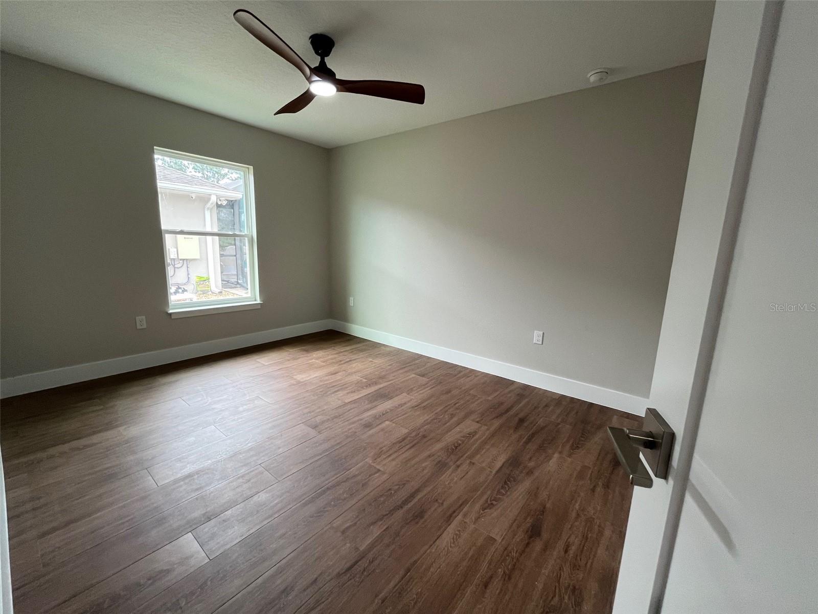 FOREST GROVE BUS CENTER - Residential Income