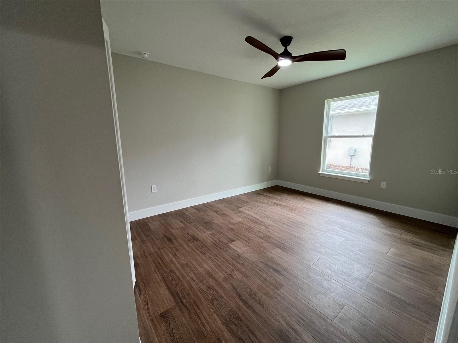 FOREST GROVE BUS CENTER - Residential Income