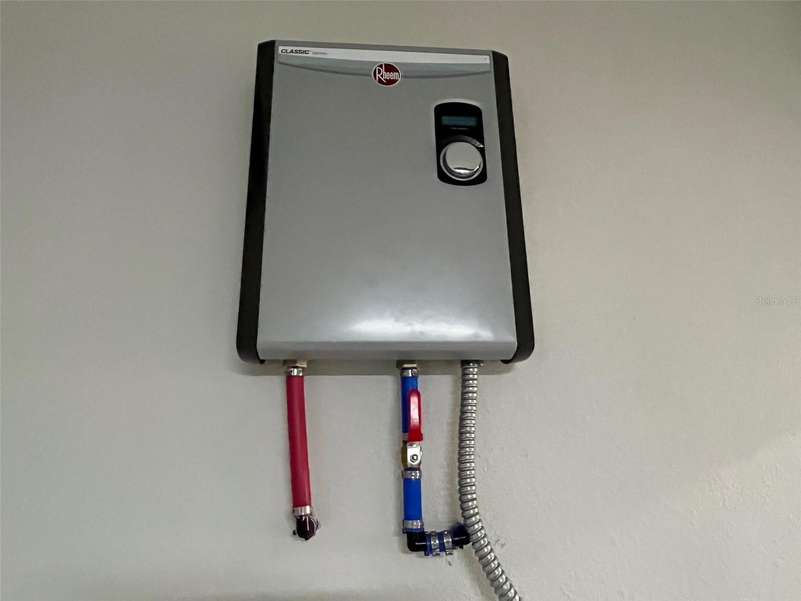 FOREST GROVE BUS CENTER - Residential Income