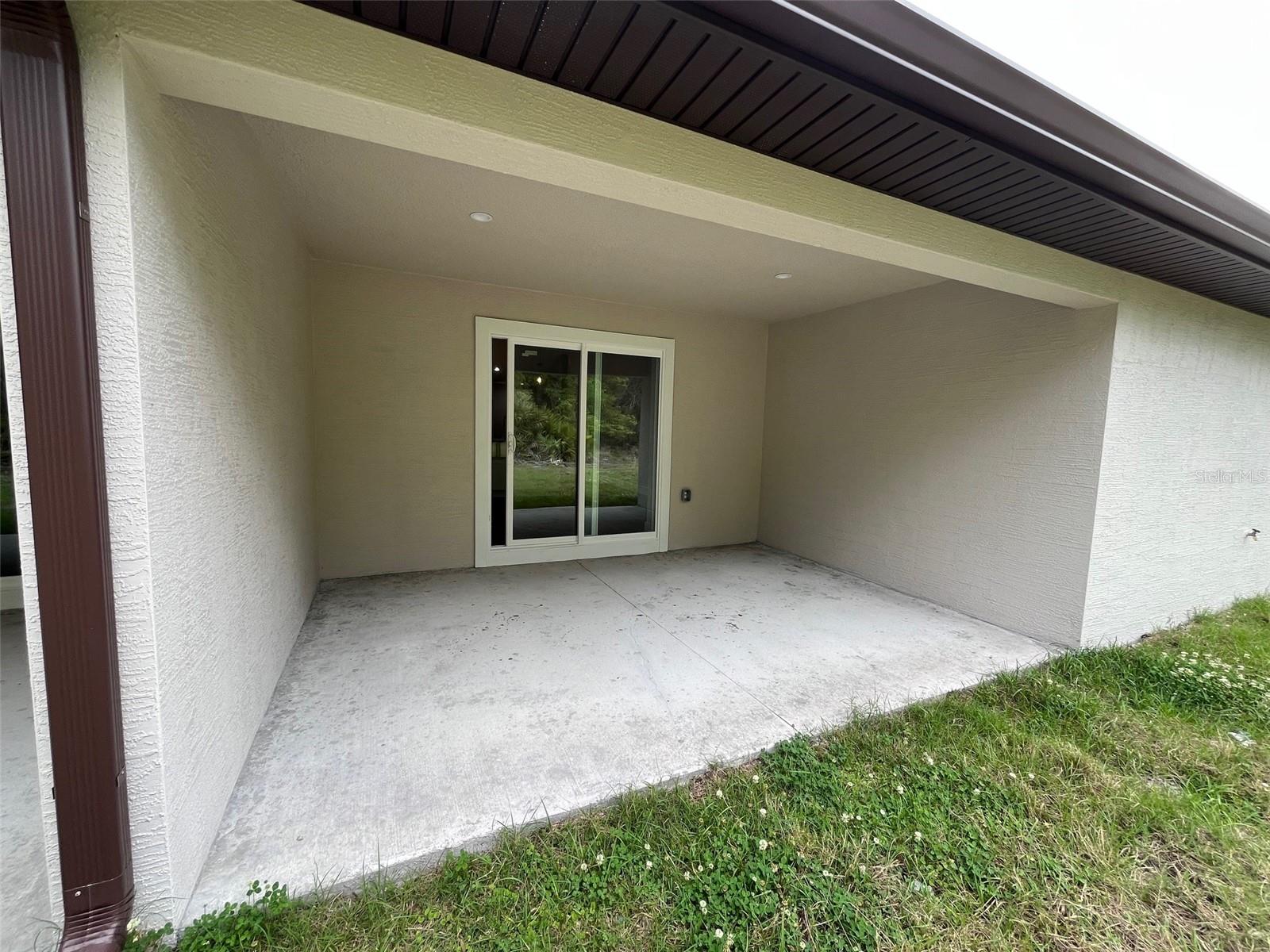 FOREST GROVE BUS CENTER - Residential Income