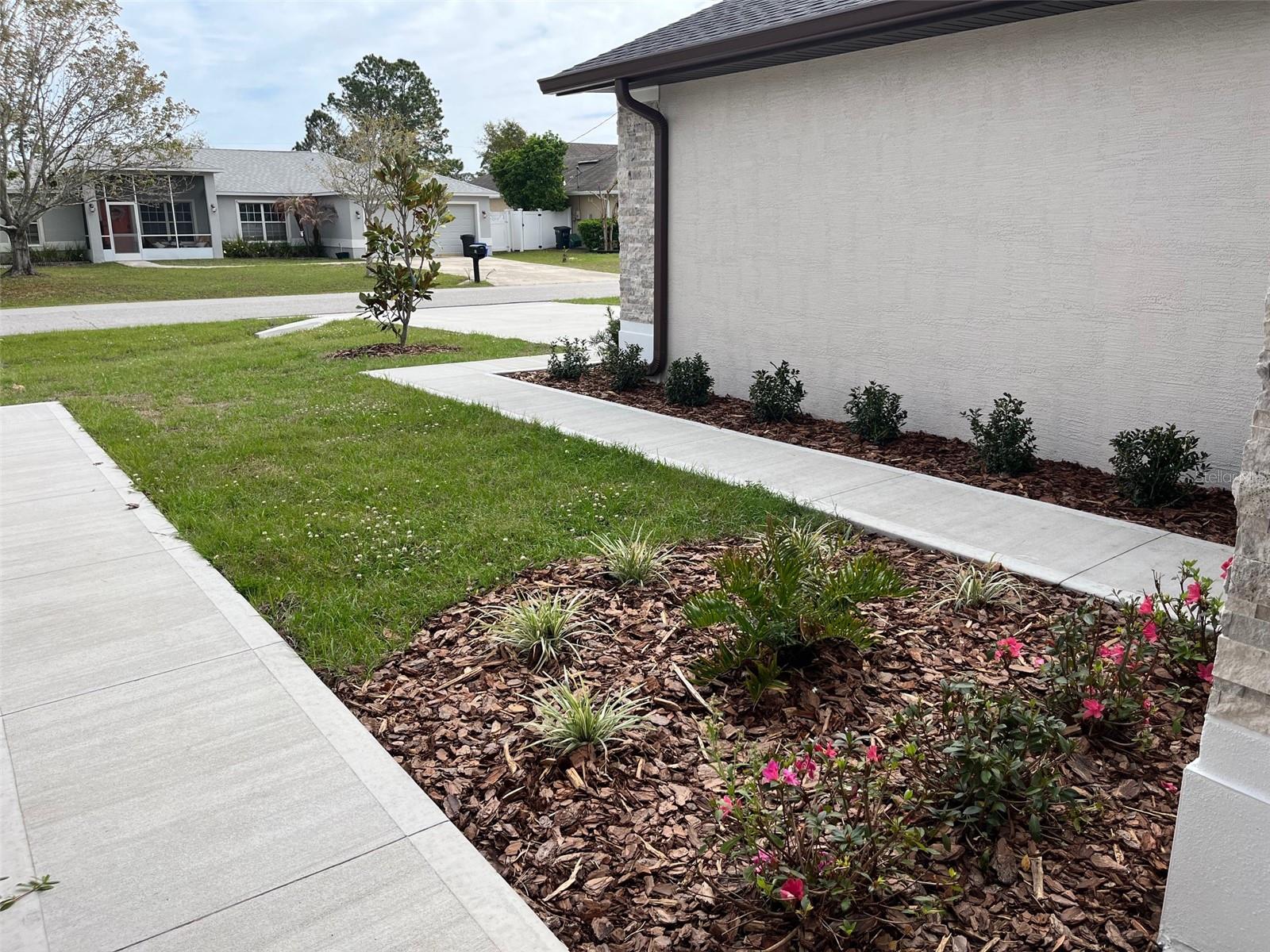 FOREST GROVE BUS CENTER - Residential Income