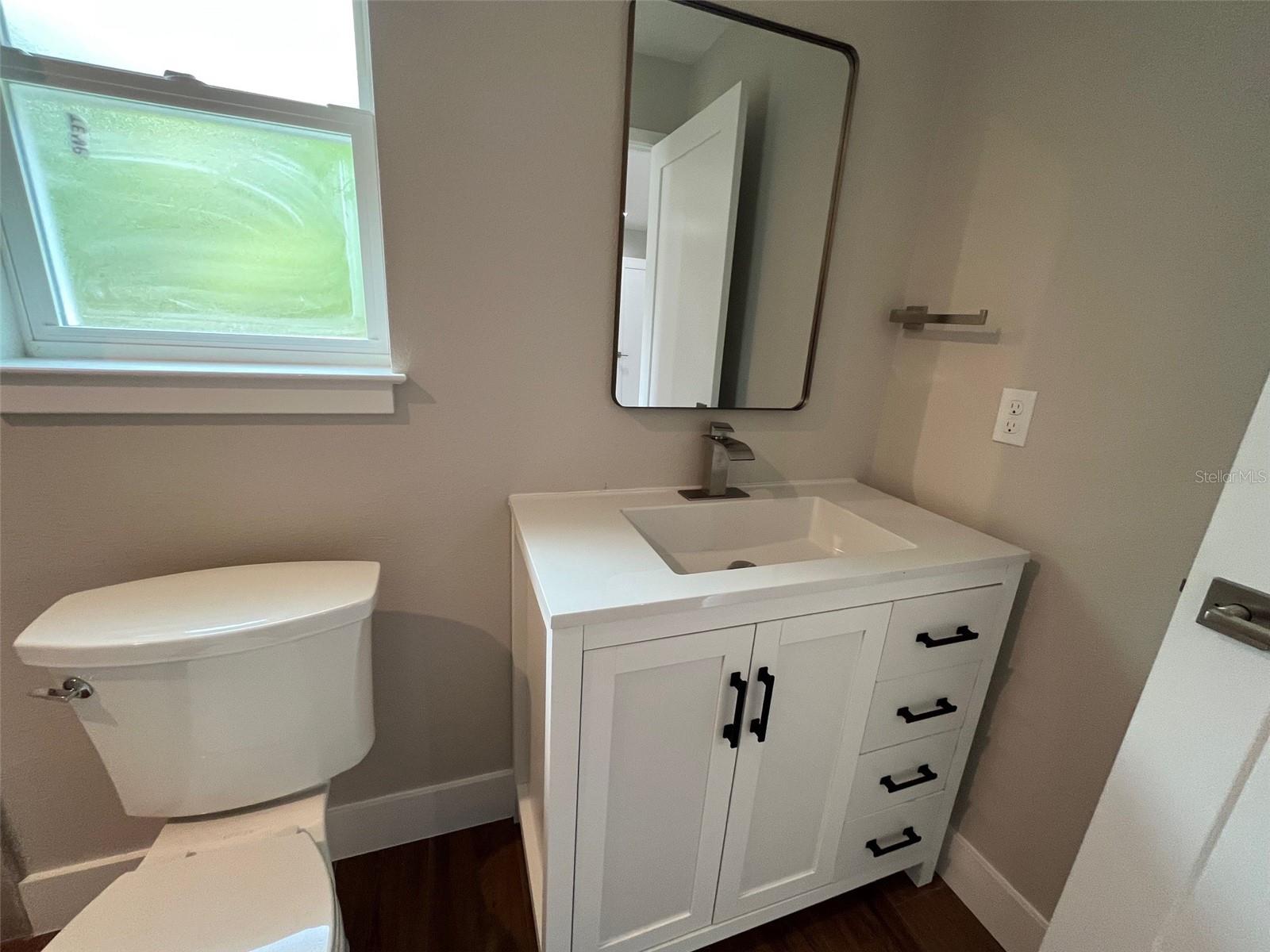 FOREST GROVE BUS CENTER - Residential Income