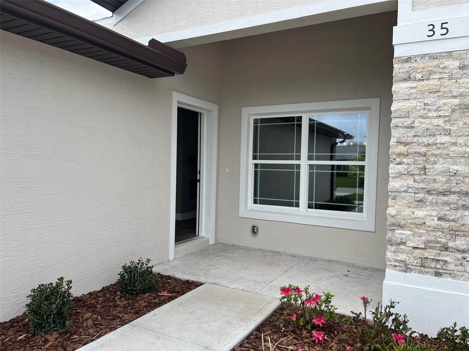 FOREST GROVE BUS CENTER - Residential Income