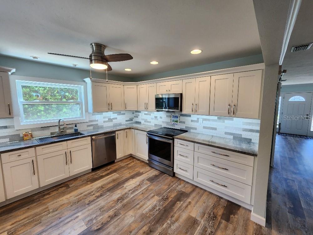 CORONADO SHORES UNIT 06 - Residential Lease